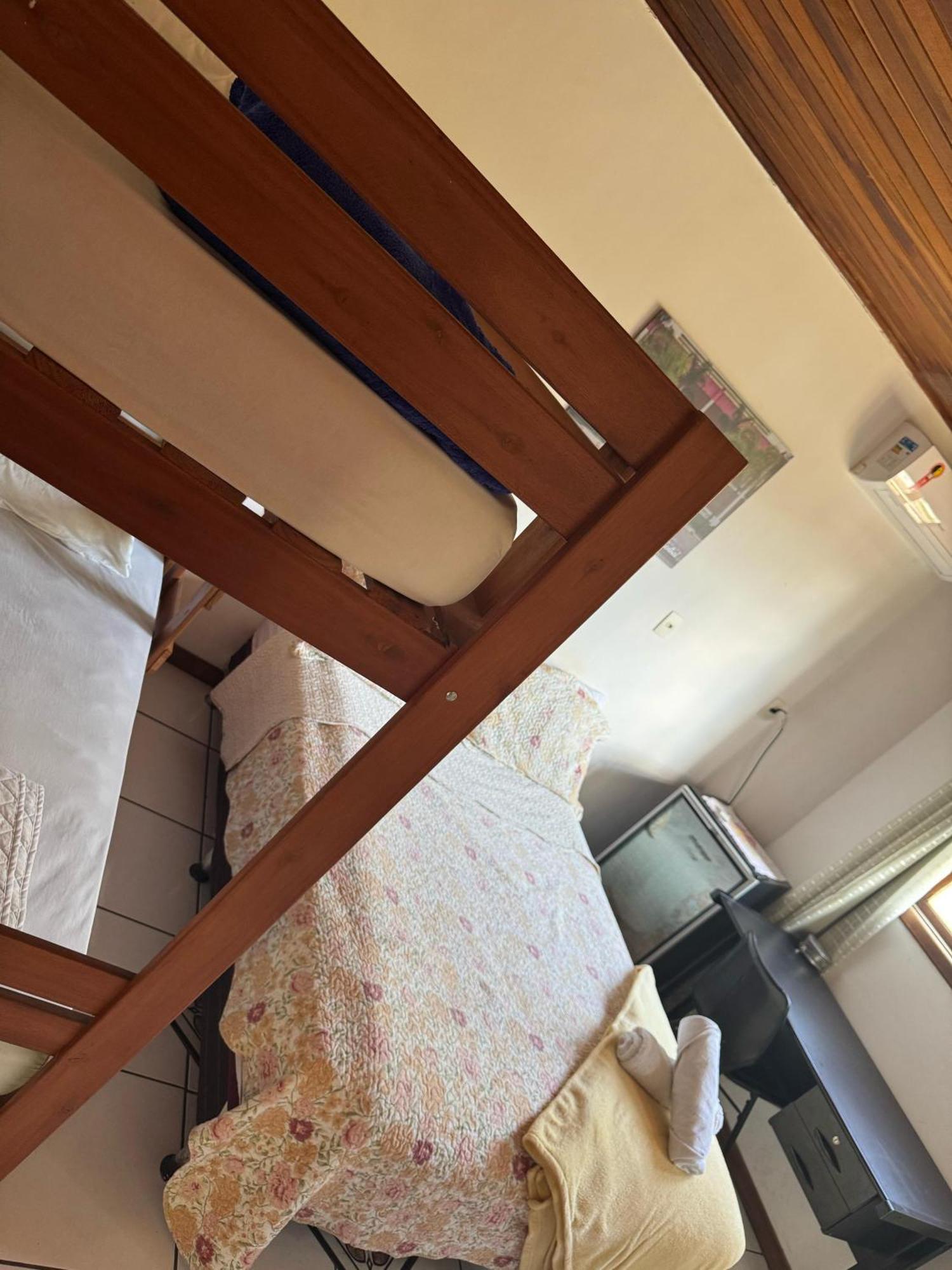 Woods Hostel 벨루오리존치 외부 사진