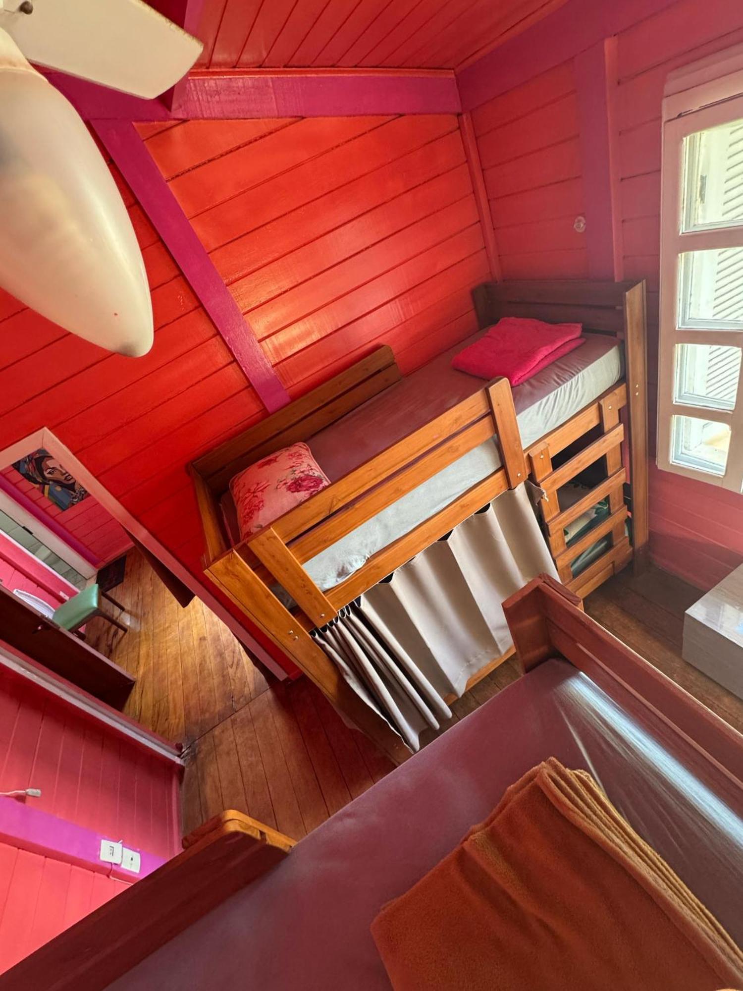 Woods Hostel 벨루오리존치 외부 사진